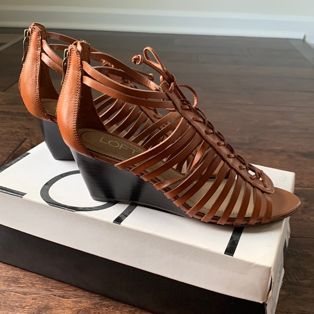 NIB LOFT Brown Franca Leather Lace-Up Caged Wedge Size 7